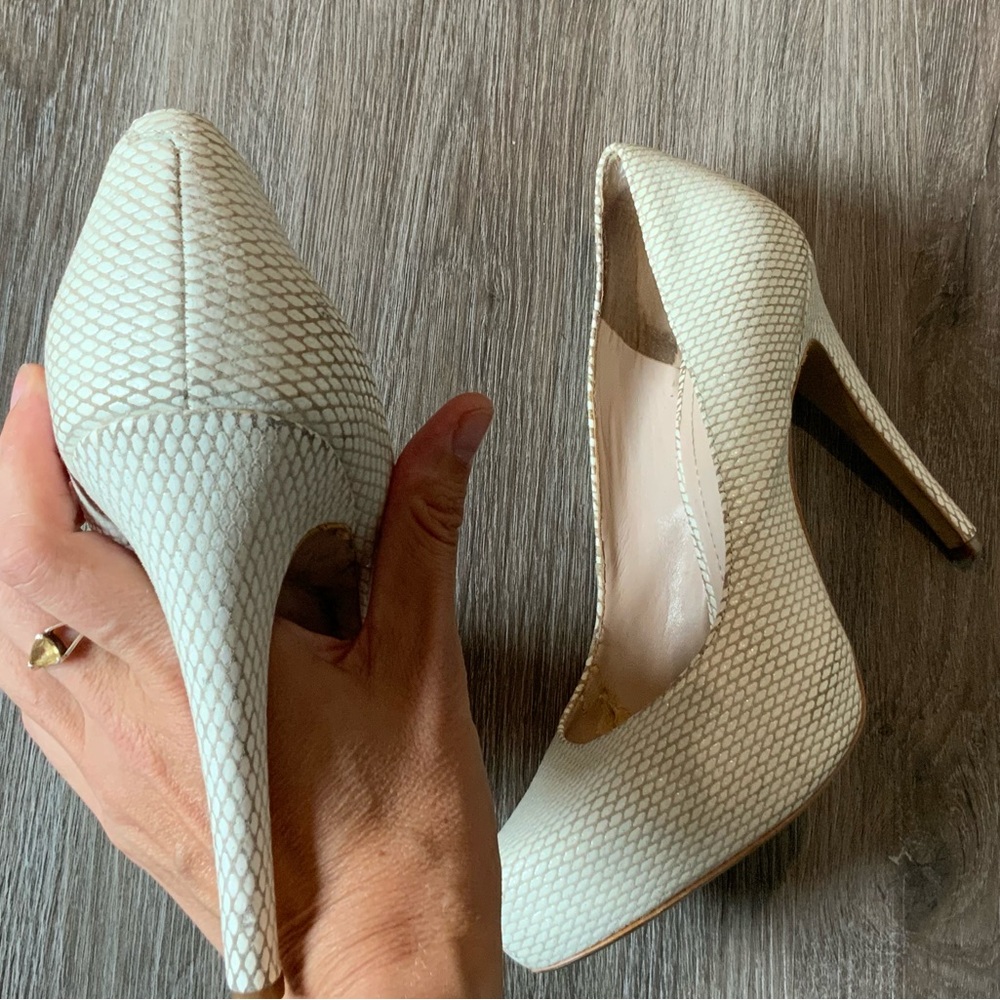 Patterned Platform Pumps - Picture 5 of 5